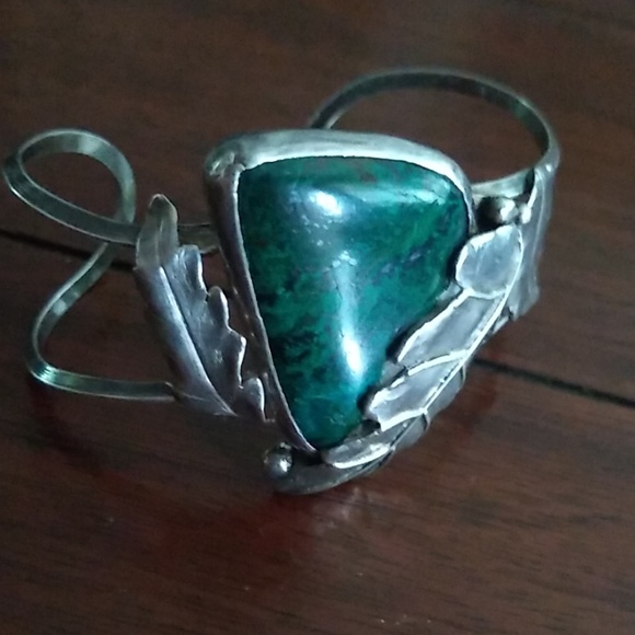 Turquoise Jewelry - Handcrafted Turquoise Silver Cuff Bracelet